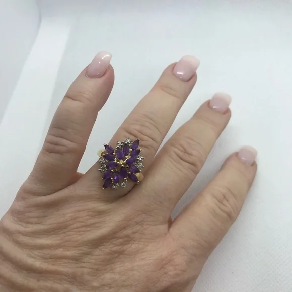 New with tag sterling silver amethyst and diamond cluster ring size 8 - Picture 5 of 5